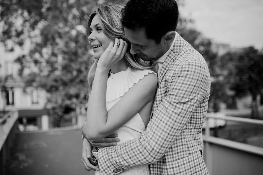 Wedding_photo_stunning_couple_canal_saint_martin