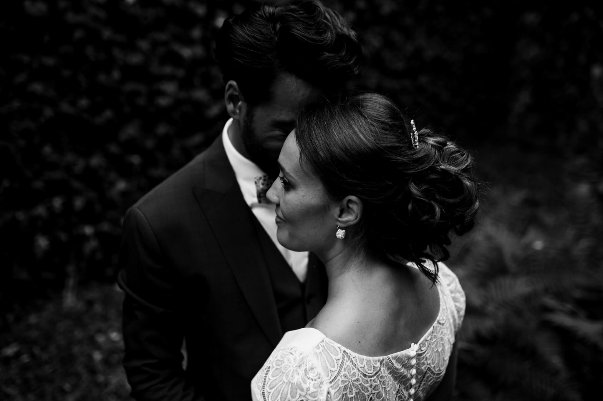 Black and white couple session in Paris